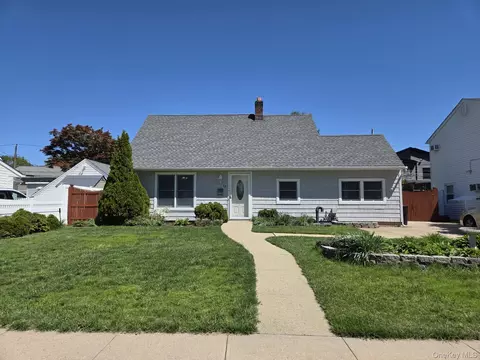 49 Azalea Rd, Levittown, NY 11756