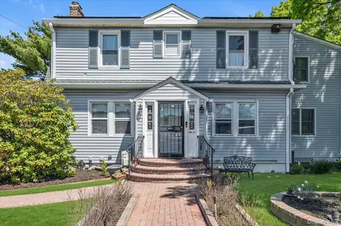 150-61 32nd Ave, Flushing, NY 11354