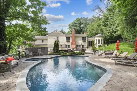 41 Lincoln Ave, Rye Brook, NY 10573