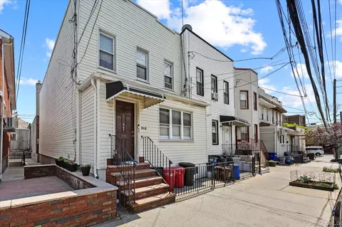 74-12 66th Dr, New York, NY 11379
