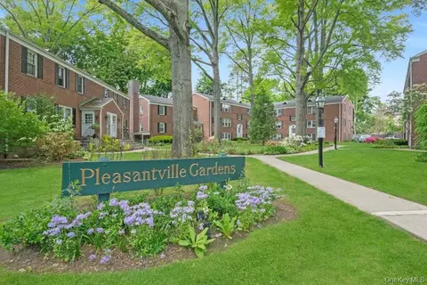 291 Manville Rd #2J, Mount Pleasant, NY 10570