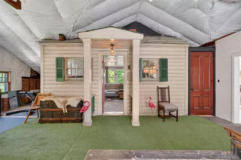 Entry Way - 130 Depew St, Peekskill, NY 10566 photo 5 of 6