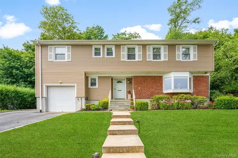 5 Oakridge Rd, Greenburgh, NY 10607