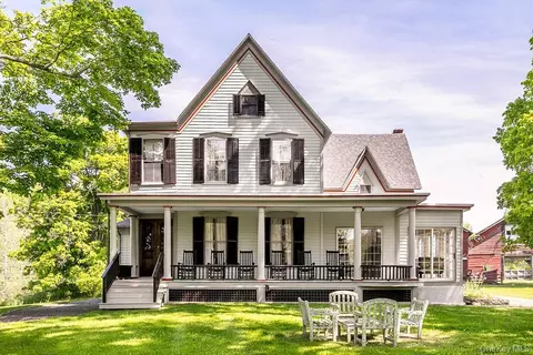 565 Route 308, Rhinebeck, NY 12572