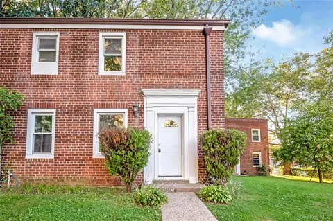 80-14 150th #25D, Jamaica, NY 11435