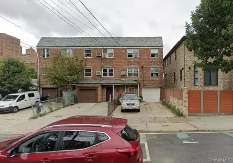 99-13 62nd Dr, New York, NY 11374