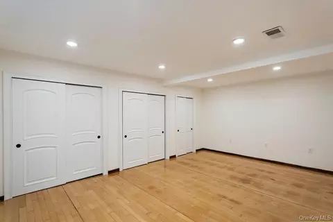 Other - 41 E View Ct, Jericho, NY 11753 photo 2 of 11