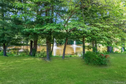 Other - 41 E View Ct, Jericho, NY 11753 photo 7 of 11