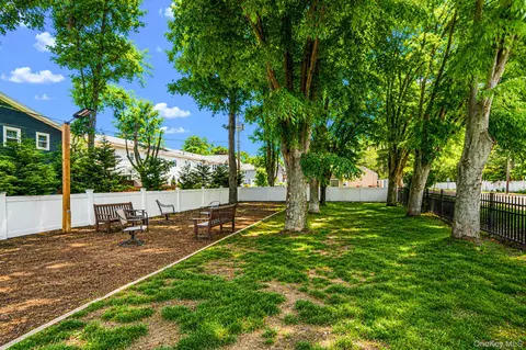 Other - 11 Toehee Pl #2B, Islip, NY 11751 photo 7 of 8