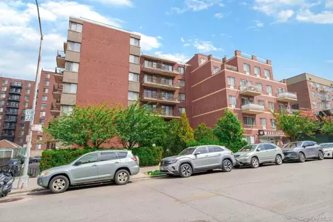 139-35 35th Ave #3B, New York, NY 11354