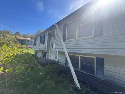 1613 Forestburgh Rd, Lumberland, NY 12737