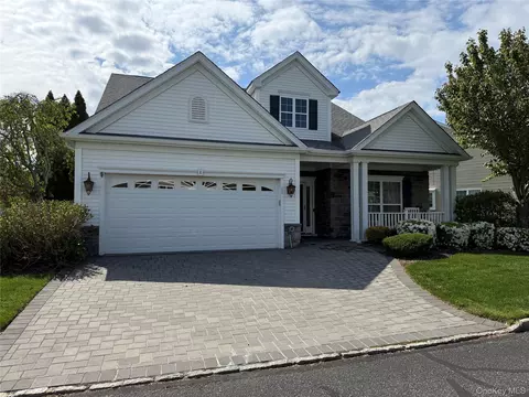 54 Louden Loop, Mount Sinai, NY 11766
