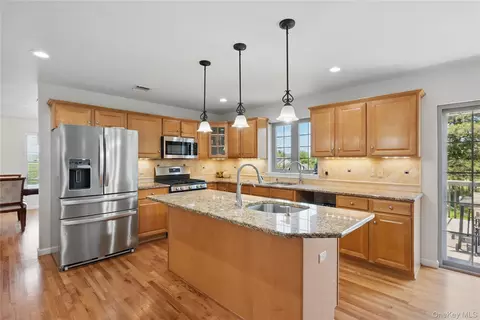 Kitchen - 15 Prestwick Dr, Monroe, NY 10950 photo 1 of 2