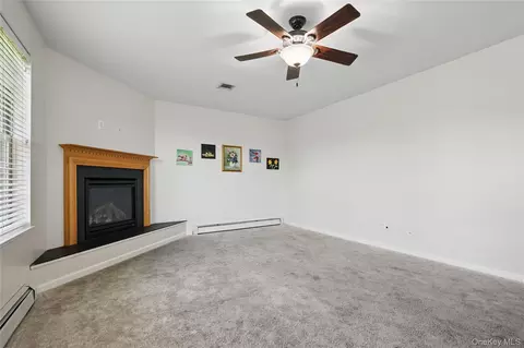 Living - 15 Prestwick Dr, Monroe, NY 10950 photo 2 of 6