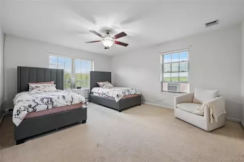 Bedroom - 15 Prestwick Dr, Monroe, NY 10950 photo 4 of 5