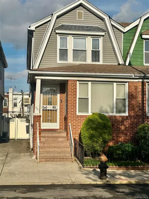 661 E 43rd St, Brooklyn, NY 11203