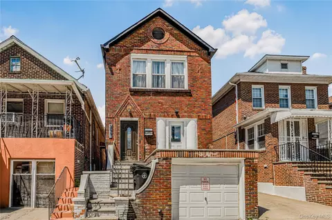 2881 Roberts Ave, New York, NY 10461