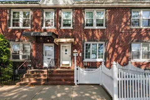 13342 129th St, New York, NY 11420