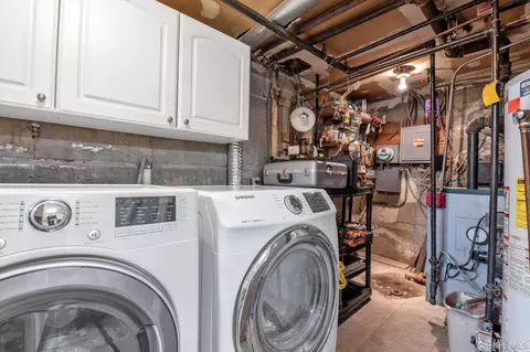 13835 64th Ave, Flushing, NY 11367 photo 9