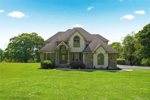 4 Rachel Ct, Mamakating, NY 12721