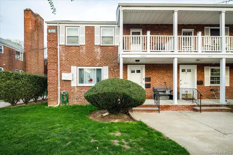 255-08 74th Ave #UPPER 25A122, Glen Oaks, NY 11004