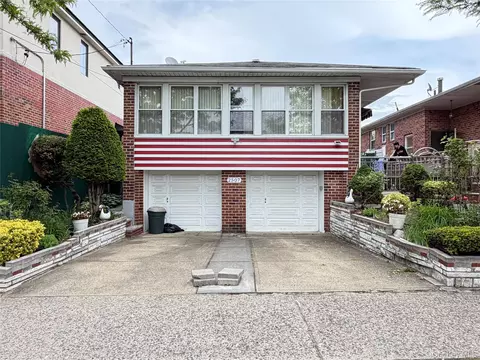 2507 148th St, Flushing, NY 11354