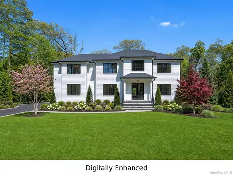 9 Wilderness Rd, Saint James, NY 11780