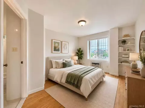 82-15 Queens Blvd #PH-B, New York, NY 11373