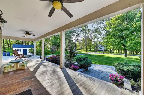 Exterior - 34 Sycamore Dr, Shawangunk, NY 12589 photo 6 of 13
