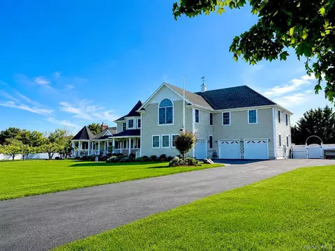 1509 Wad Riv Mnrvl Rd, Brookhaven, NY 11792