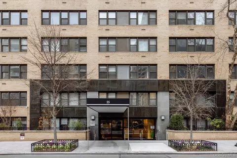 55 E 9th St #3M, New York, NY 10003