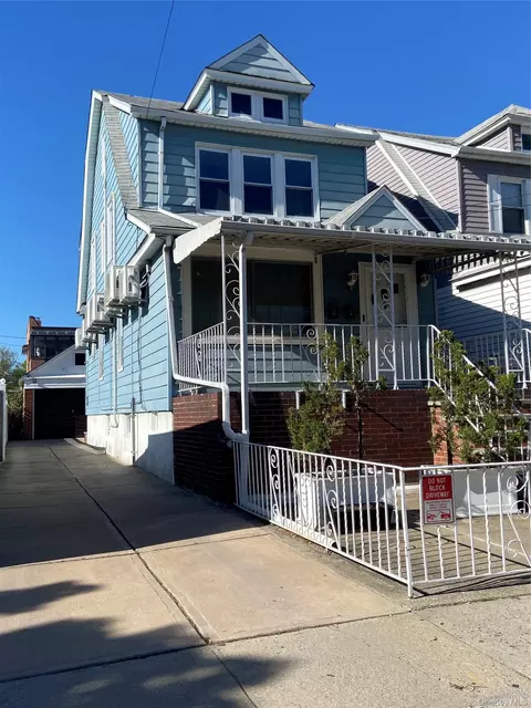 150-11 17th Ave, New York, NY 11357
