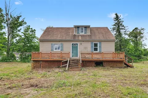 687 Whitley Ln, Lloyd, NY 12528