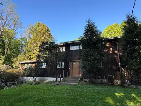 254 Hempstead Rd, Ramapo, NY 10977
