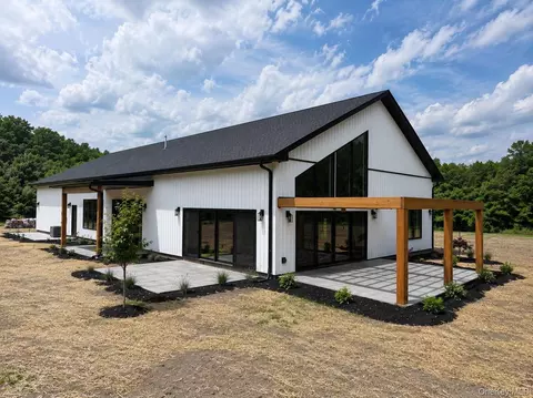 Exterior - 128 St Elmo Rd, Shawangunk, NY 12589 photo 6 of 11