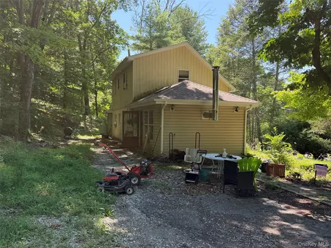 34 Upper Hillman Rd, Warwick, NY 10990 photo 3