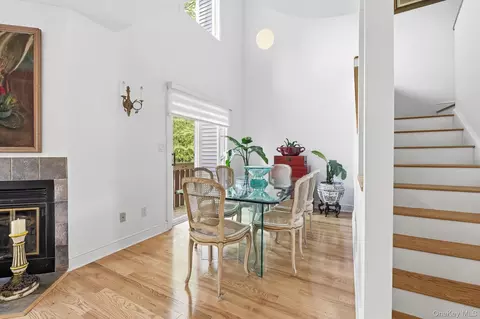Dining - 6 Spring Pond Dr, Ossining, NY 10562 photo 3 of 3