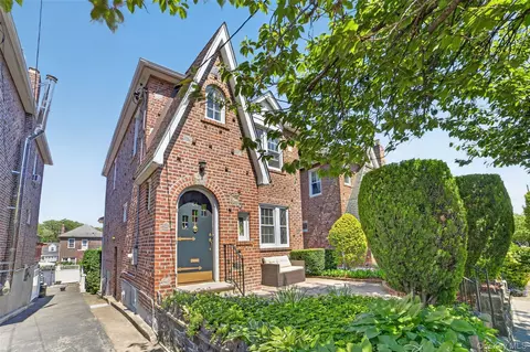 84 Halstead Ave, Yonkers, NY 10704