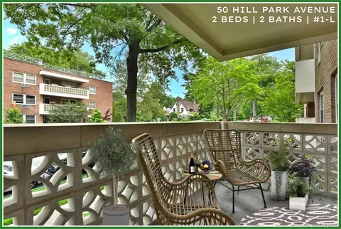 50 Hill Park Ave #1-L, North Hempstead, NY 11021