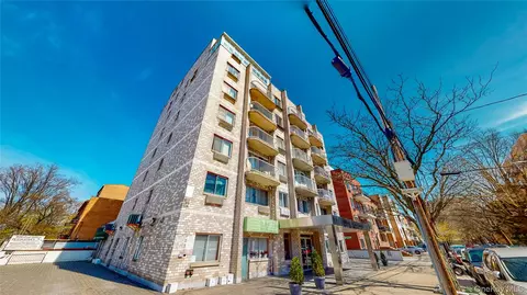 76-01 113th St #6D, Forest Hills, NY 11375