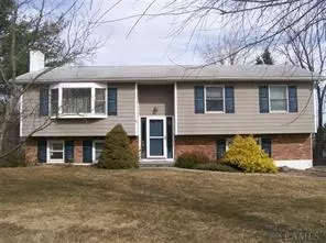 5 Concord Rd, Fishkill, NY 12524 photo 1