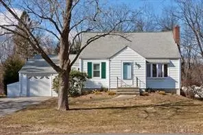 13 Memory Ln, Poughkeepsie, NY 12603 photo 1
