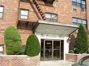4200 Herkimer Pl #4B, New York, NY 10470 photo 1