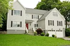 10 Park Ln, Rye, NY 10580 photo 1