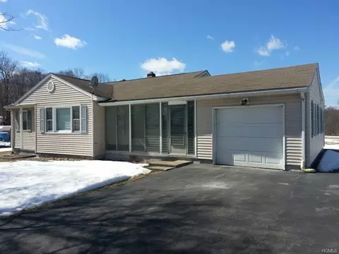16 Miller Heights Rd, Wallkill, NY 10940 photo 1