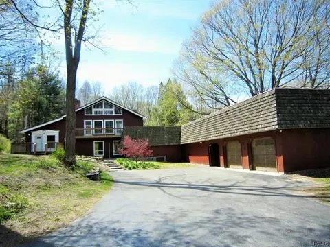 68 Johnson Rd, Dover, NY 12594 photo 1