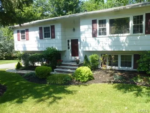 38 Overbrook Dr, Ramapo, NY 10952 photo 1
