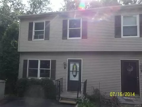 9 Colonial Rd, Peekskill, NY 10566 photo 1