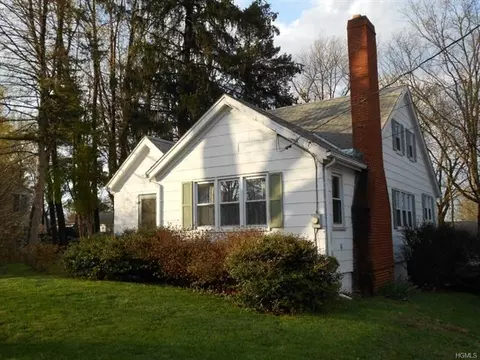 56 Laurel Ave, Cornwall, NY 12518 photo 1