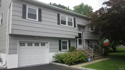 21 Sullivan Dr, Stony Point, NY 10980 photo 1